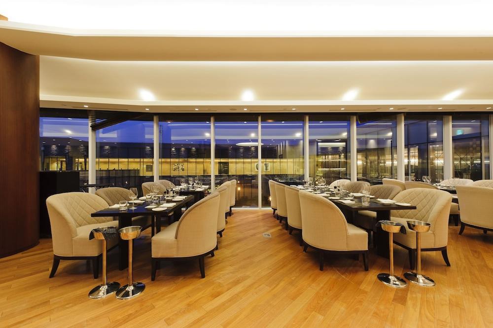 Hotel De Convencoes De Talatona à Luanda Extérieur photo
