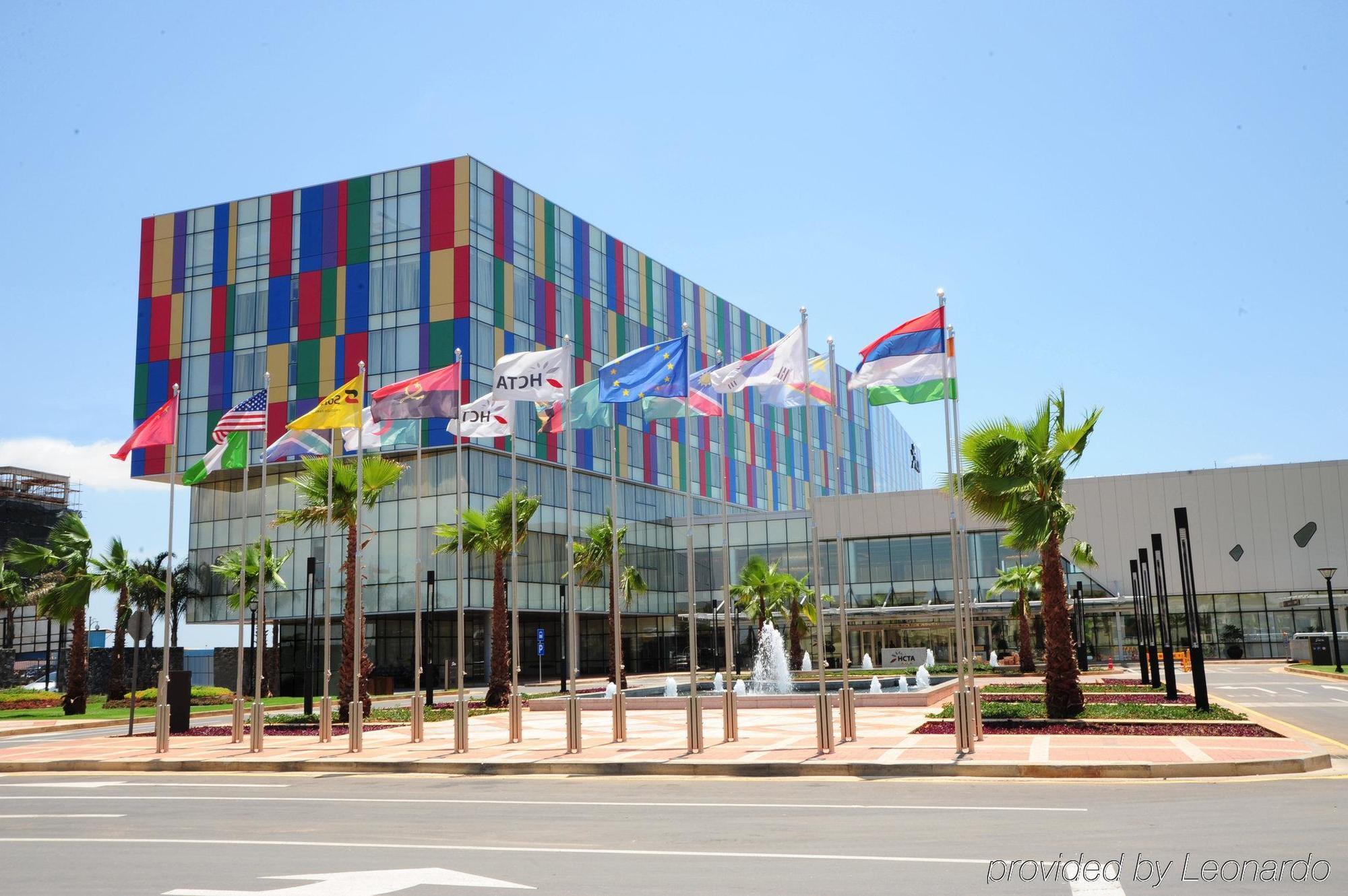 Hotel De Convencoes De Talatona à Luanda Extérieur photo