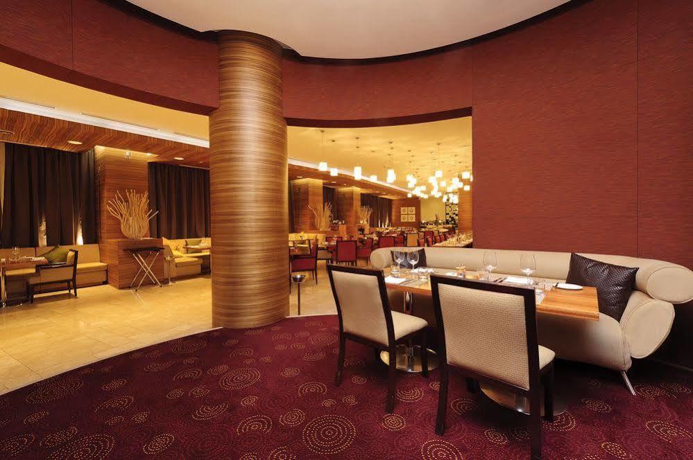 Hotel De Convencoes De Talatona à Luanda Extérieur photo